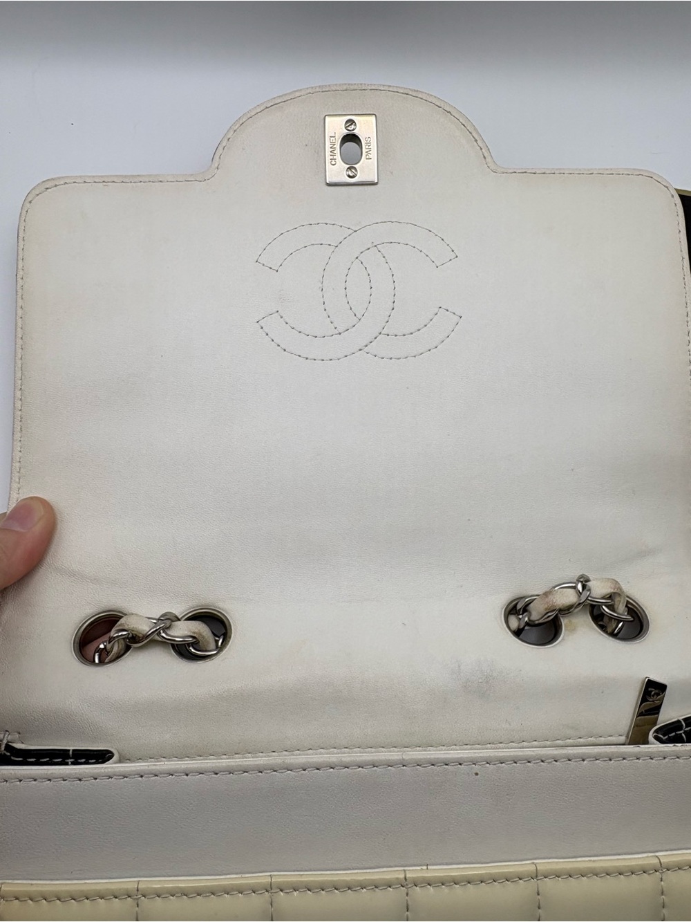 Authentic Chanel East West Chocolate Bar Flap Leather Handbag - Picture 9 of 14
